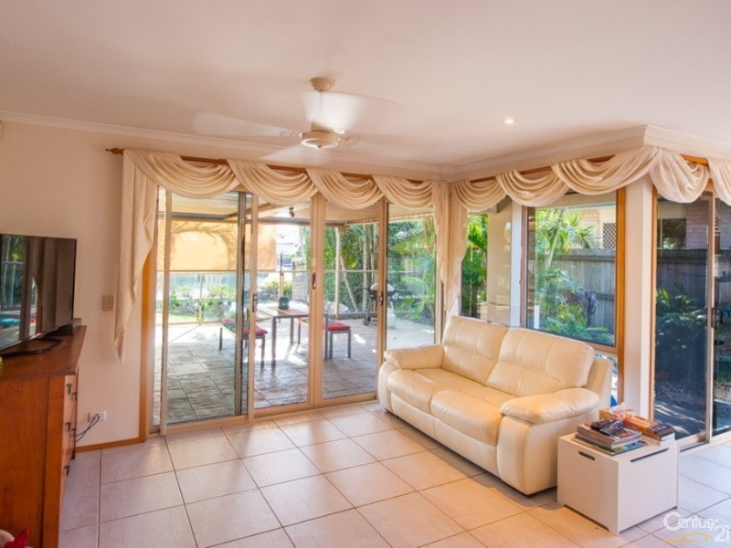 120 Tepequar Drive, Maroochydore QLD 4558