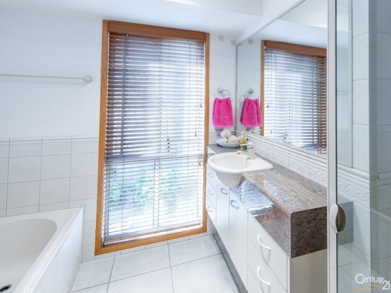 120 Tepequar Drive, Maroochydore QLD 4558