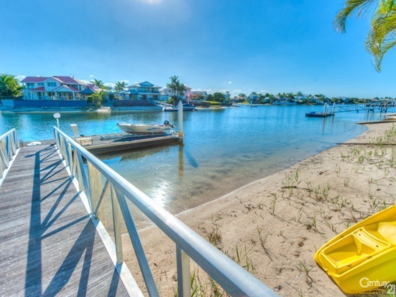 120 Tepequar Drive, Maroochydore QLD 4558