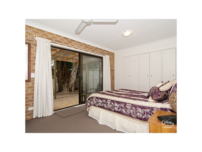 2/123 Duporth Avenue, Maroochydore QLD 4558