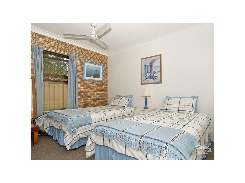 2/123 Duporth Avenue, Maroochydore QLD 4558