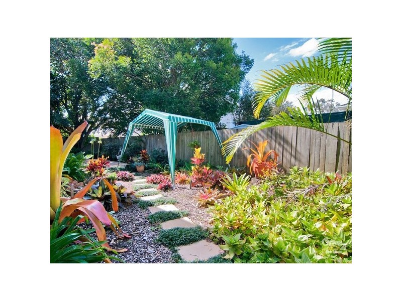 2/78 Broadwater Avenue, Maroochydore QLD 4558