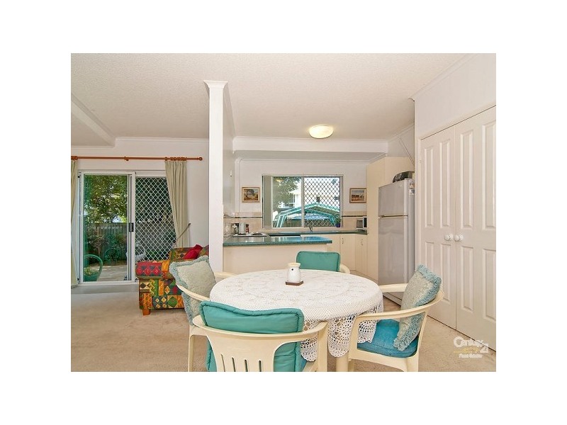 2/78 Broadwater Avenue, Maroochydore QLD 4558