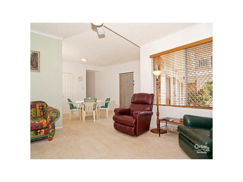 2/78 Broadwater Avenue, Maroochydore QLD 4558