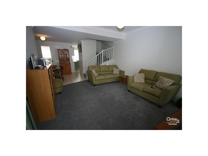 Unit 1/2 Ann Maree Close, Maroochydore QLD 4558