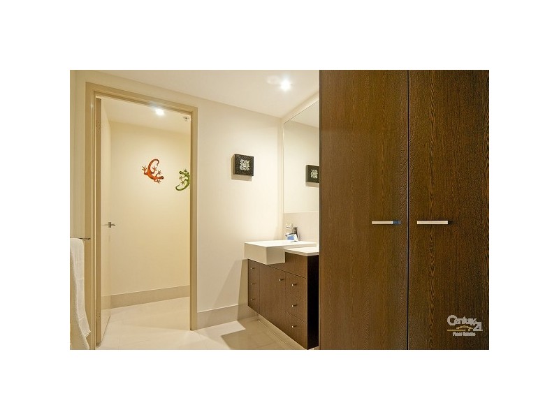 902 1 Duporth Avenue, Maroochydore QLD 4558