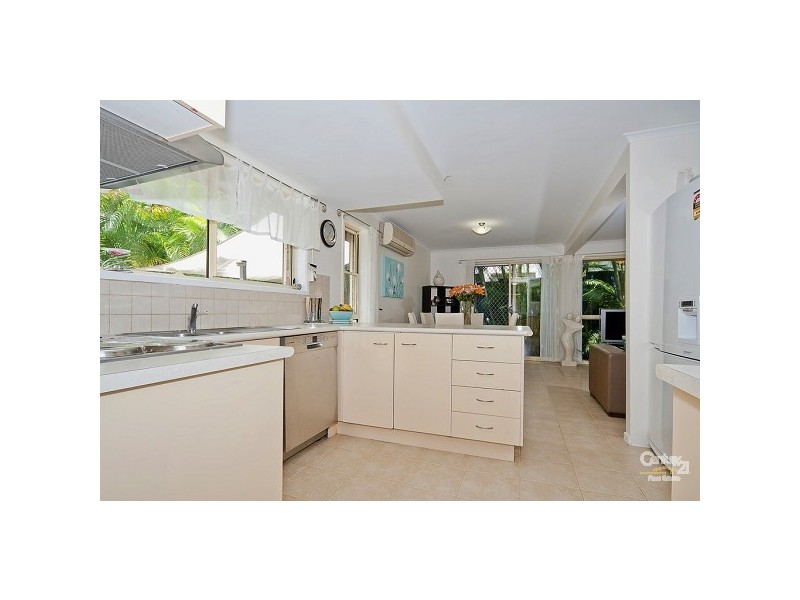 1 18 Blanck Street, Maroochydore QLD 4558