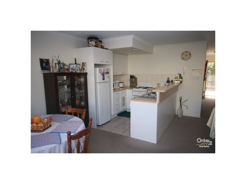 2/15 Primary School Court, Maroochydore QLD 4558