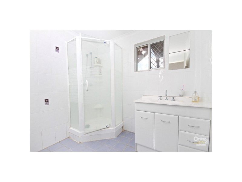 5 Vaughan Avenue, Maroochydore QLD 4558