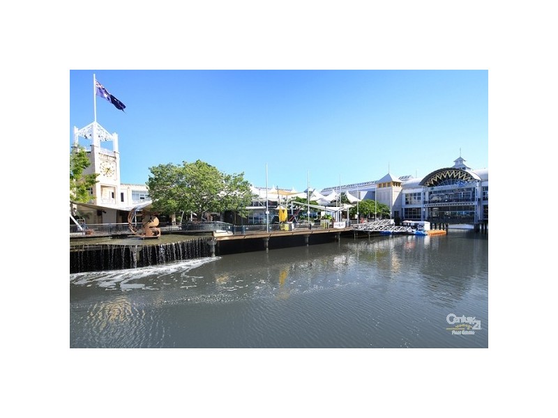 10 9 Beach Road, Maroochydore QLD 4558