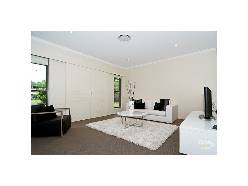 7 Evergreen Drive, Glenview QLD 4553