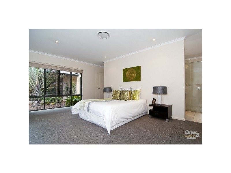 7 Evergreen Drive, Glenview QLD 4553