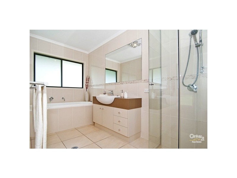 7 Evergreen Drive, Glenview QLD 4553