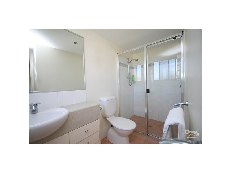 4 24 Picnic Point Esplanade, Maroochydore QLD 4558