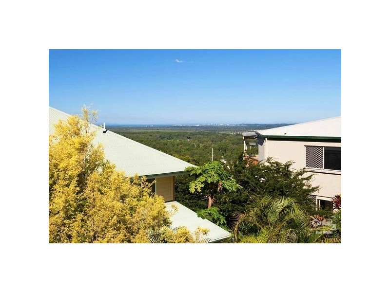 2/1 Barnes Drive, Buderim QLD 4556