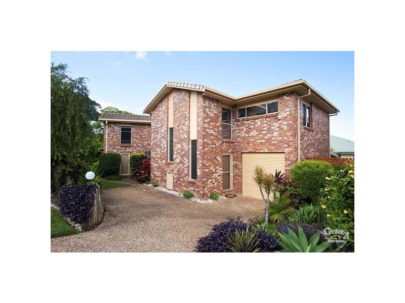 2/1 Barnes Drive, Buderim QLD 4556