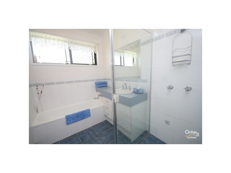 6 Tau Court, Maroochydore QLD 4558