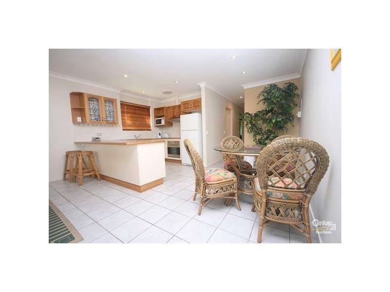12 45 Bradman Avenue, Maroochydore QLD 4558