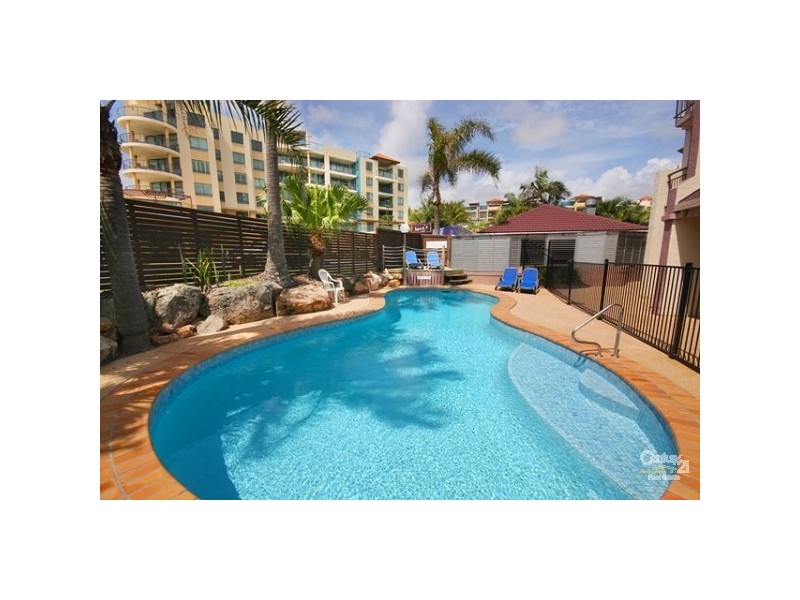 13 2 Maroubra Street, Maroochydore QLD 4558