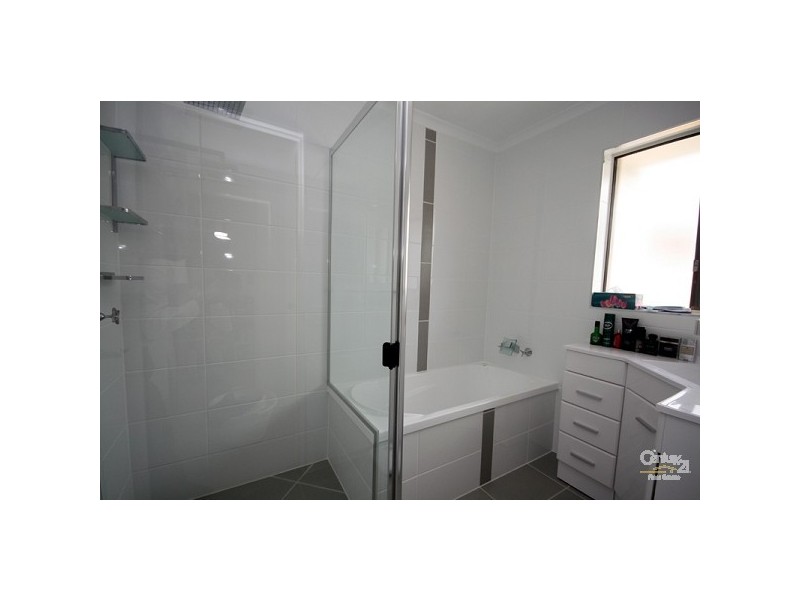 53 Buna Street, Maroochydore QLD 4558