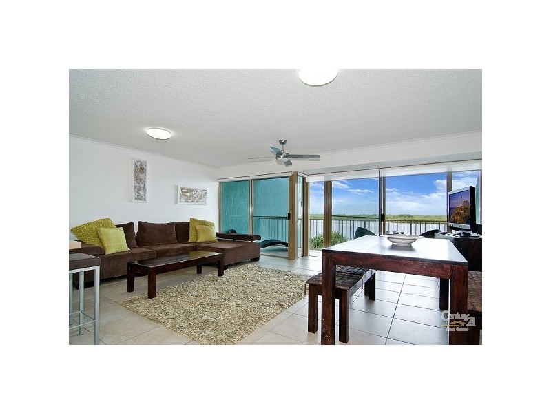 9 146 Duporth Avenue, Maroochydore QLD 4558