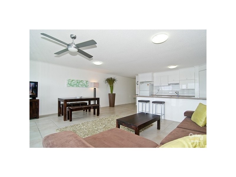 9 146 Duporth Avenue, Maroochydore QLD 4558