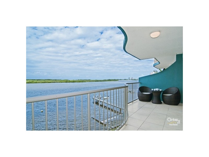 9 146 Duporth Avenue, Maroochydore QLD 4558