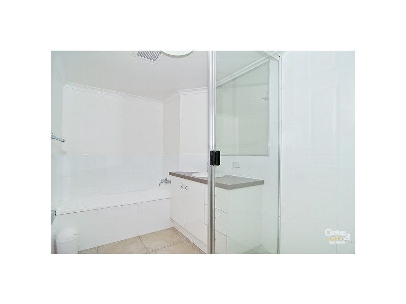 9 146 Duporth Avenue, Maroochydore QLD 4558