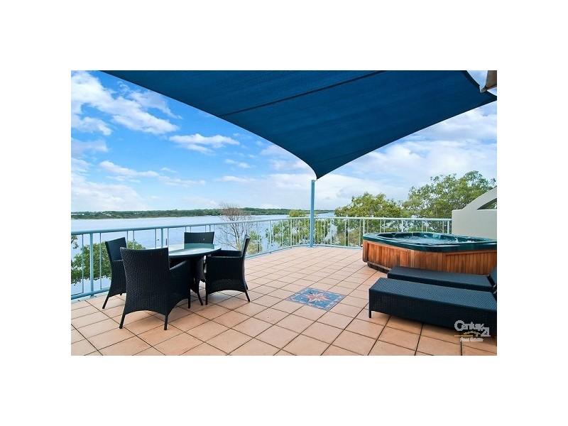 17 2 Picnic Point Esplanade, Maroochydore QLD 4558