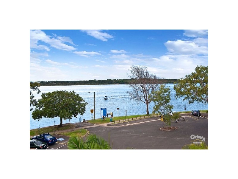 17 2 Picnic Point Esplanade, Maroochydore QLD 4558