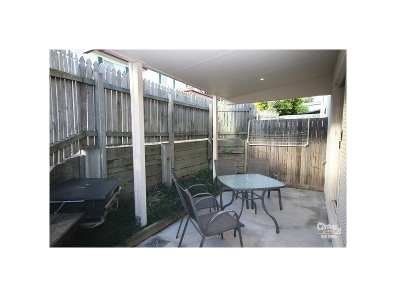 4 56 Meta Street, Mooloolaba QLD 4557