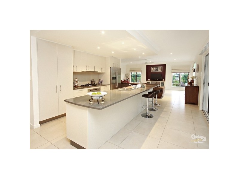 13 Gallows Place, Palmwoods QLD 4555