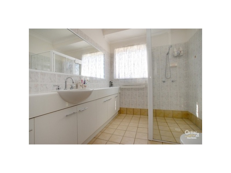 6 105 Bradman Avenue, Maroochydore QLD 4558