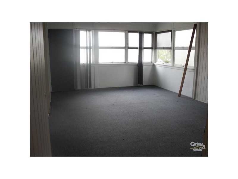 98 Duporth Avenue, Maroochydore QLD 4558