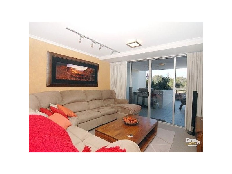 2103/1 Mungar Street, Maroochydore QLD 4558