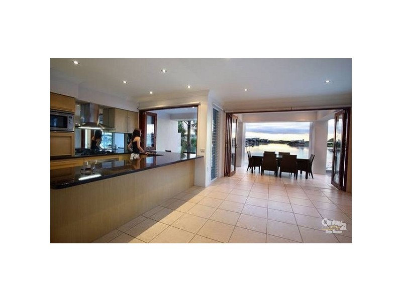 3 Caymen, Parrearra QLD 4575