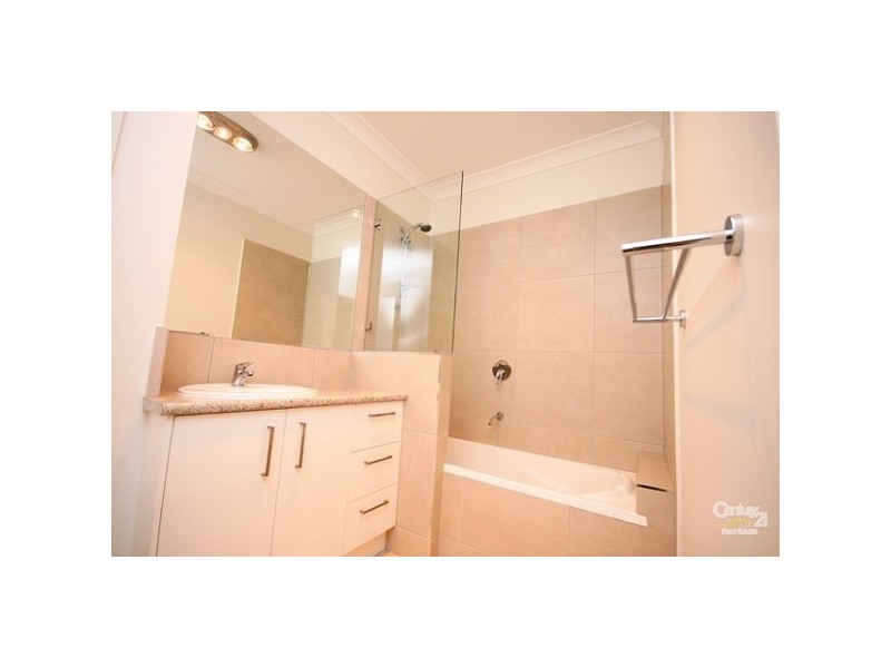 2/27 Tibouchina Street, Mountain Creek QLD 4557