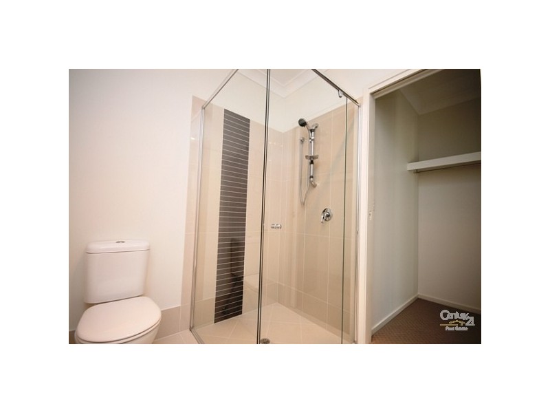 2/27 Tibouchina Street, Mountain Creek QLD 4557