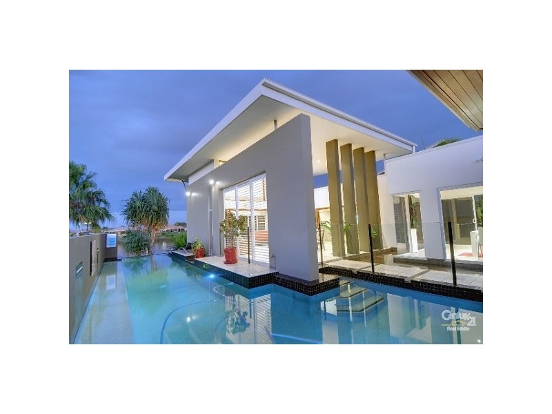 7 Santorini Court, Parrearra QLD 4575