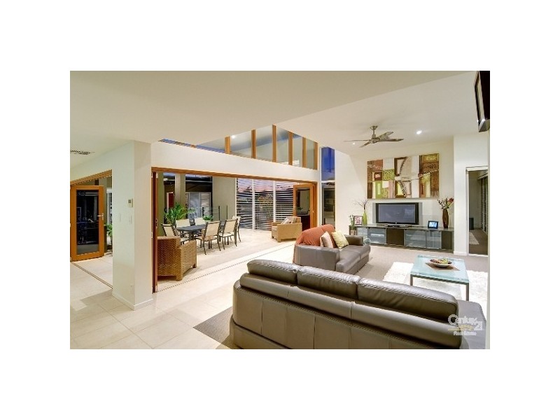 7 Santorini Court, Parrearra QLD 4575