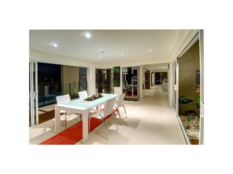 7 Santorini Court, Parrearra QLD 4575