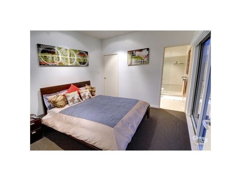 7 Santorini Court, Parrearra QLD 4575