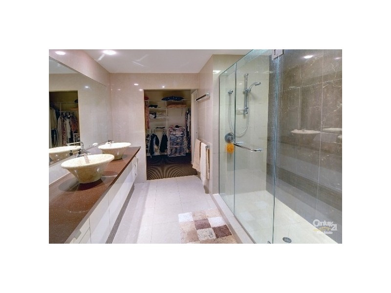 7 Santorini Court, Parrearra QLD 4575