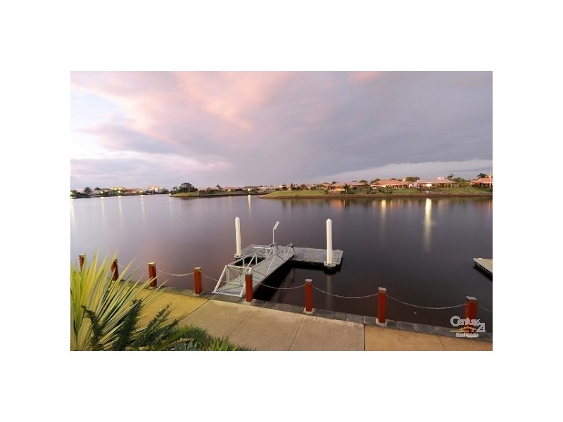 7 Santorini Court, Parrearra QLD 4575