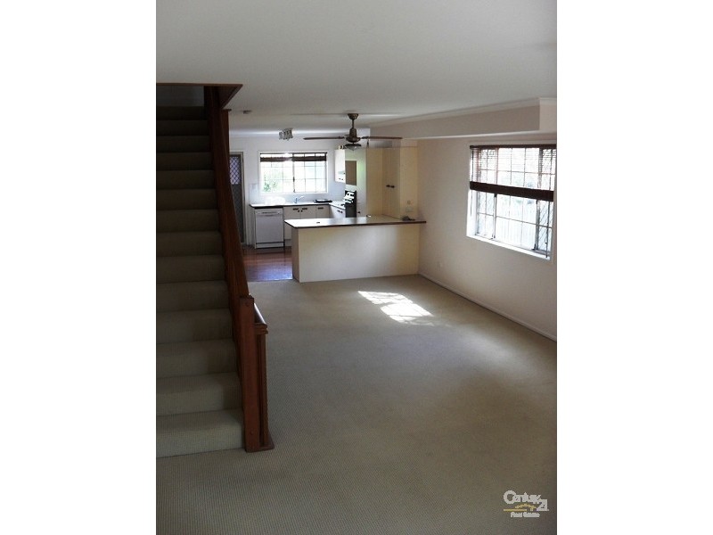 10/32 Kalinda Av, Mooloolaba QLD 4557