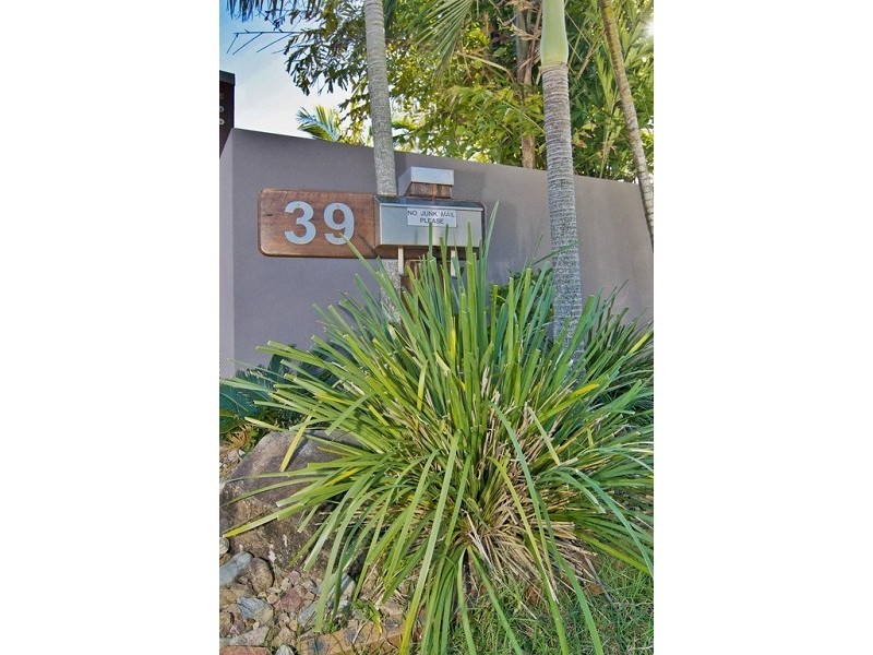 39 Kooringal Crescent, Buddina QLD 4575