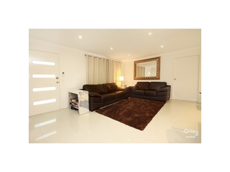 4 Ku Ring Gai, Kuluin QLD 4558