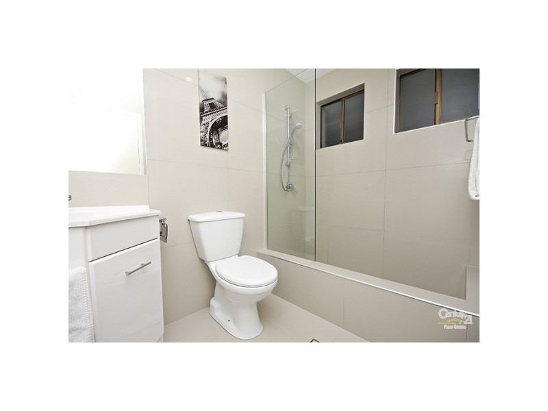 4 Ku Ring Gai, Kuluin QLD 4558
