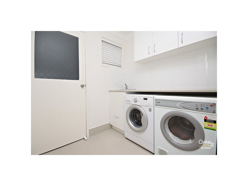 4 Ku Ring Gai, Kuluin QLD 4558