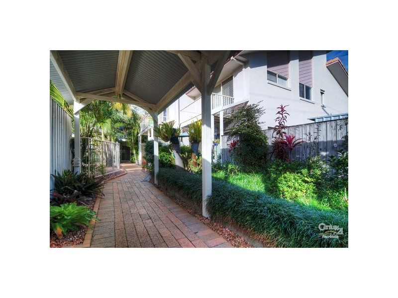 4/15 Fifth Avenue, Maroochydore QLD 4558